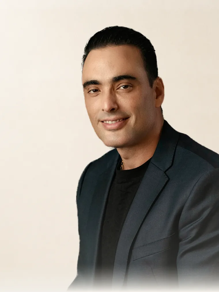 Dr. Márcio Walace.