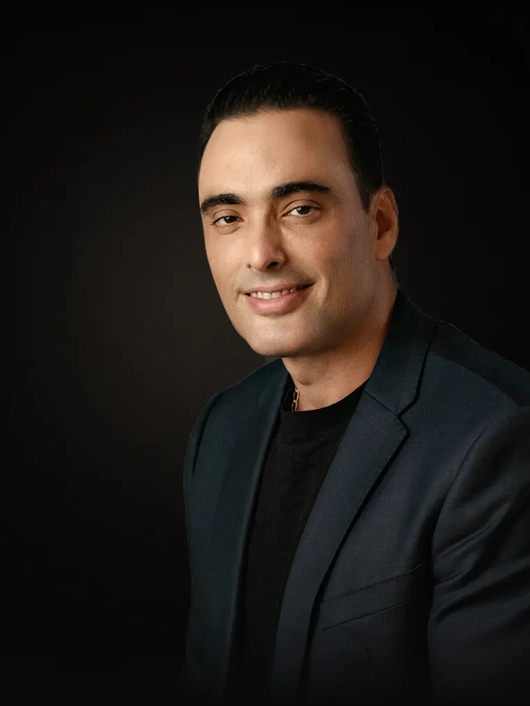 Dr. Márcio Walace.