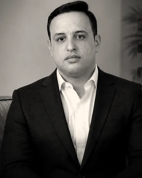 Dr. Felipe Jordan.